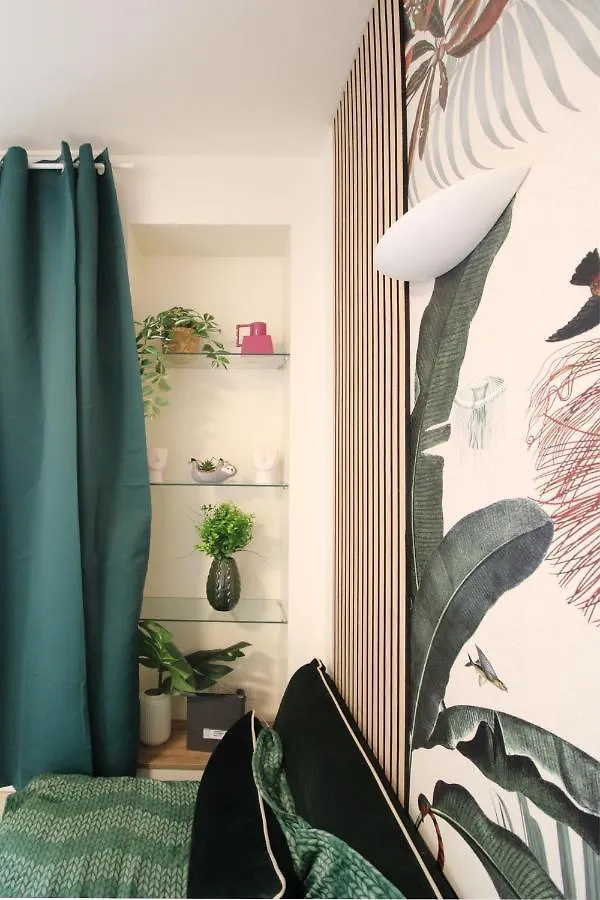 Milanrentals - Rainforest 0*, Milaan