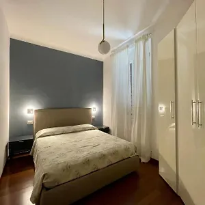  Appartement The Painting Apartment. A And Lovely In